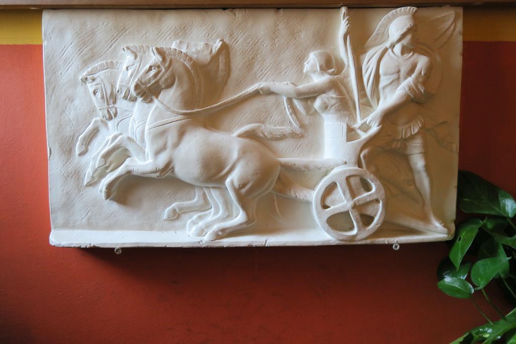 When In Rome Accommodation Екстер'єр фото