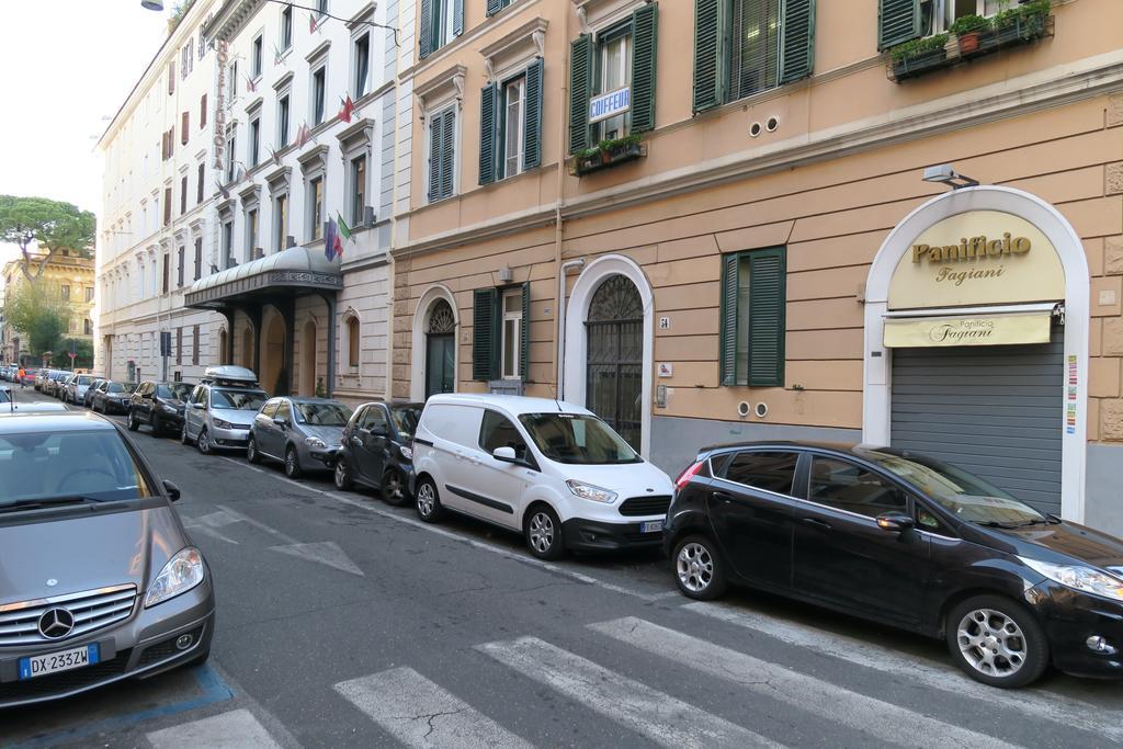 When In Rome Accommodation Екстер'єр фото