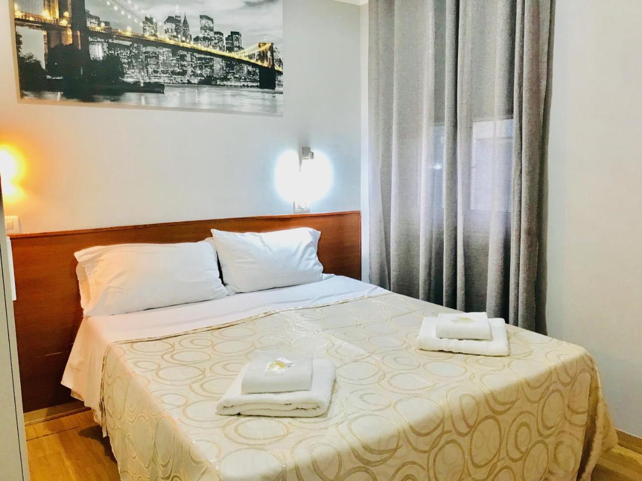 When In Rome Accommodation Екстер'єр фото