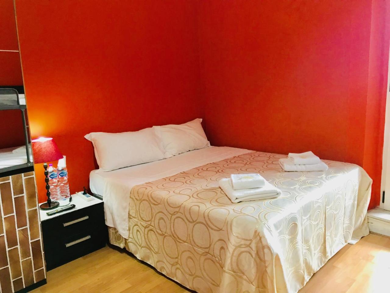 When In Rome Accommodation Екстер'єр фото