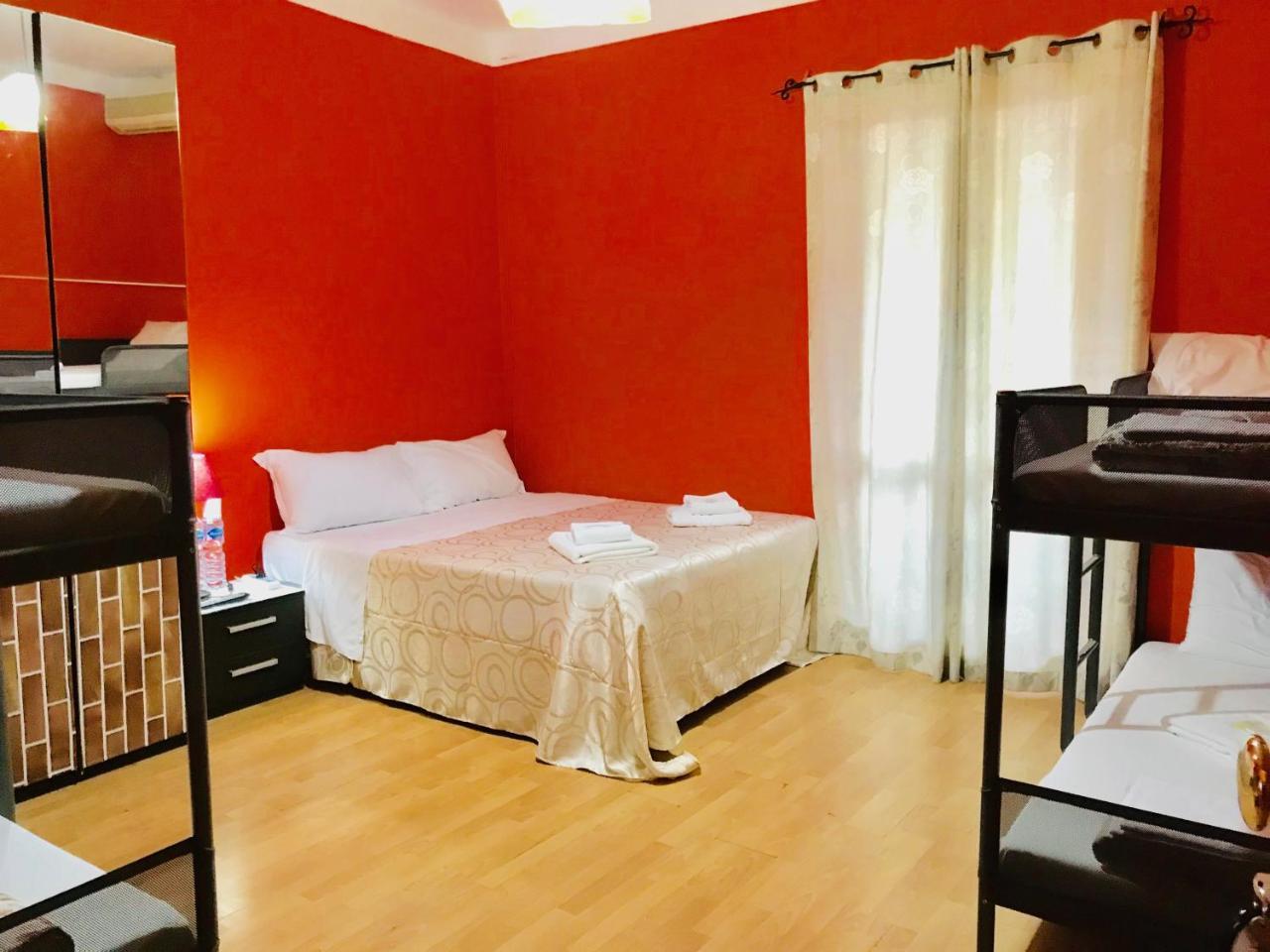 When In Rome Accommodation Екстер'єр фото