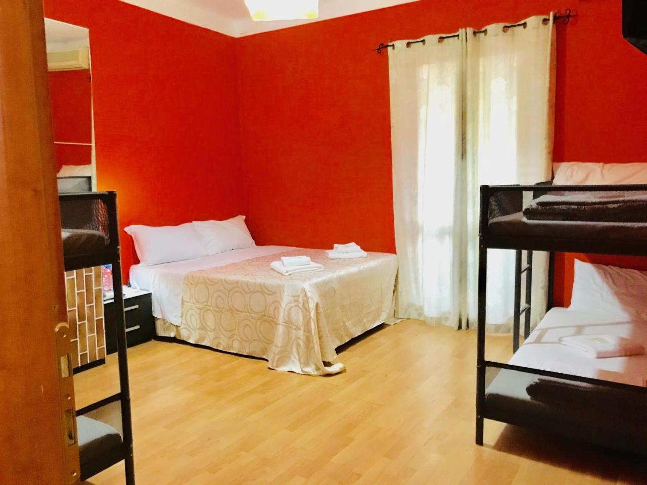 When In Rome Accommodation Екстер'єр фото